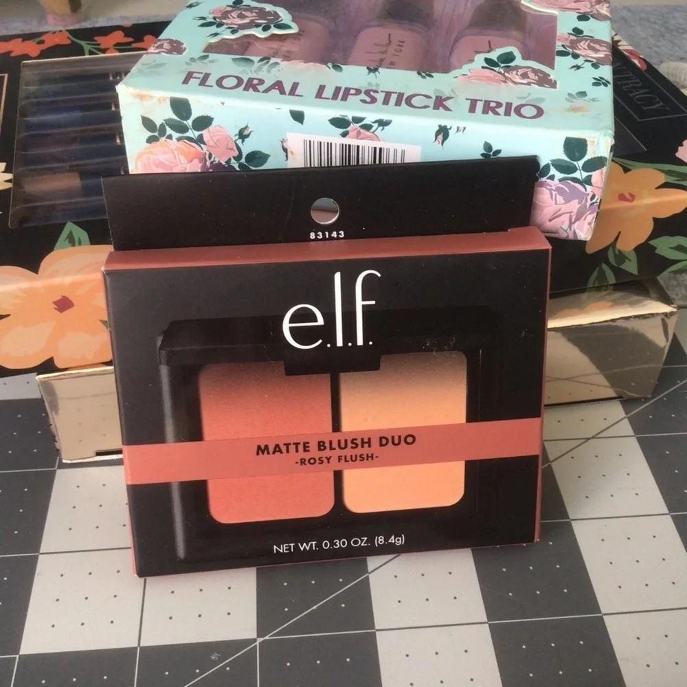 Makeup bundle